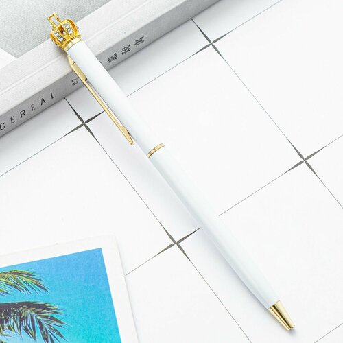 Металлическая шариковая ручка с декоративным элементом 