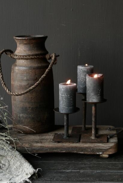 3 металлических ржавых подсвечника разной высоты