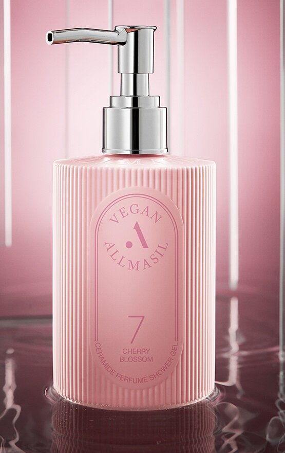 ALLMASIL Питательный парфюмированный гель для душа с церамидами Cherry Blossom с нежным и сладким ароматом цветущей вишни 300 мл