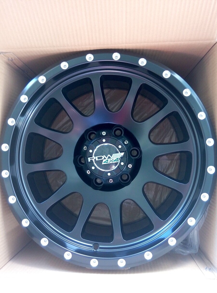 Литой диск PDW M2_9.0X17/5X150 D110.1 ET0_E-MD/U4B(черный матовый с гравировкой)