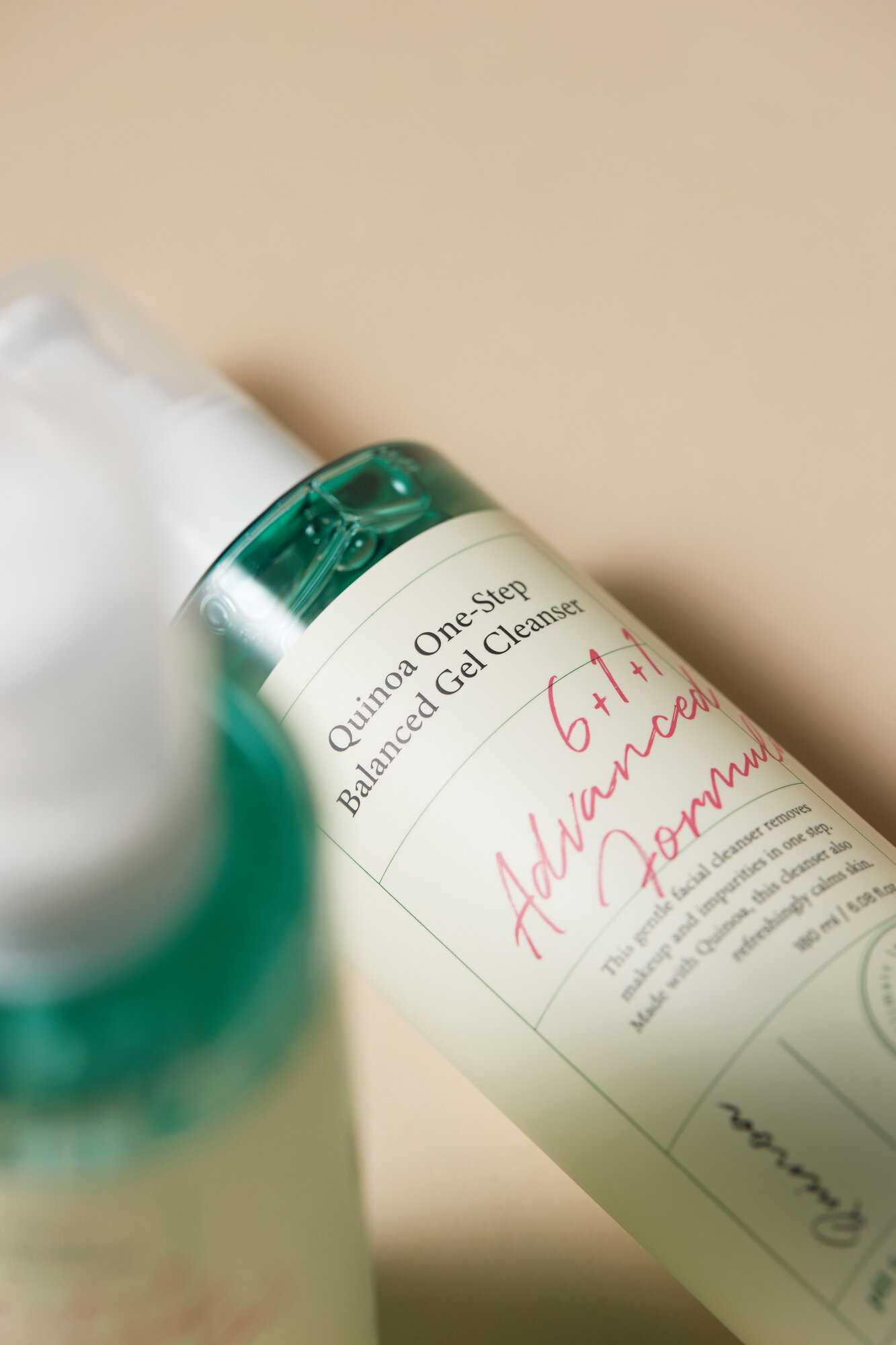 AXIS-Y Quinoa One Step Balanced Gel Cleanser — мягкий гель для умывания с киноа, 180 мл — фото 1