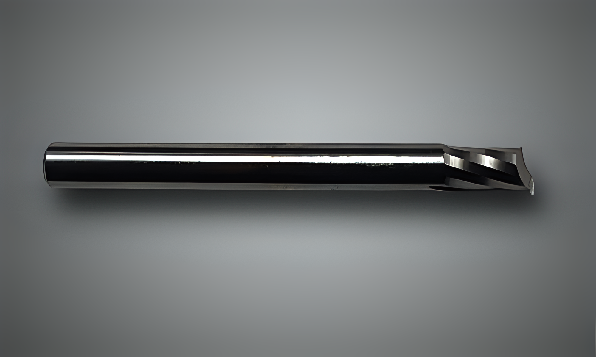 фото Концевая фреза Nubit-105-00400406: Серия-105: Твердосплавные однозаходные фрезы для обработки панелей из цветного металла