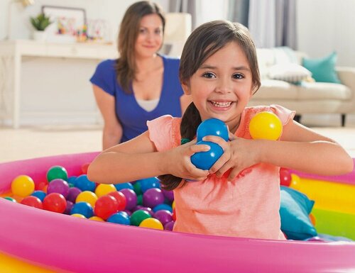 Изображение товара Набор из 100 разноцветных пластиковых шаров в переноске интекс (INTEX), 49602