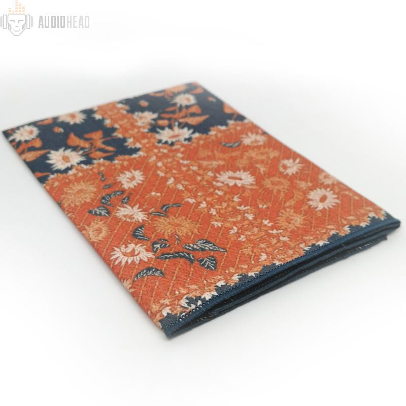 Изображение Салфетка для очков Toraysee Batik 24x24, микрофибра, для стекол, красный