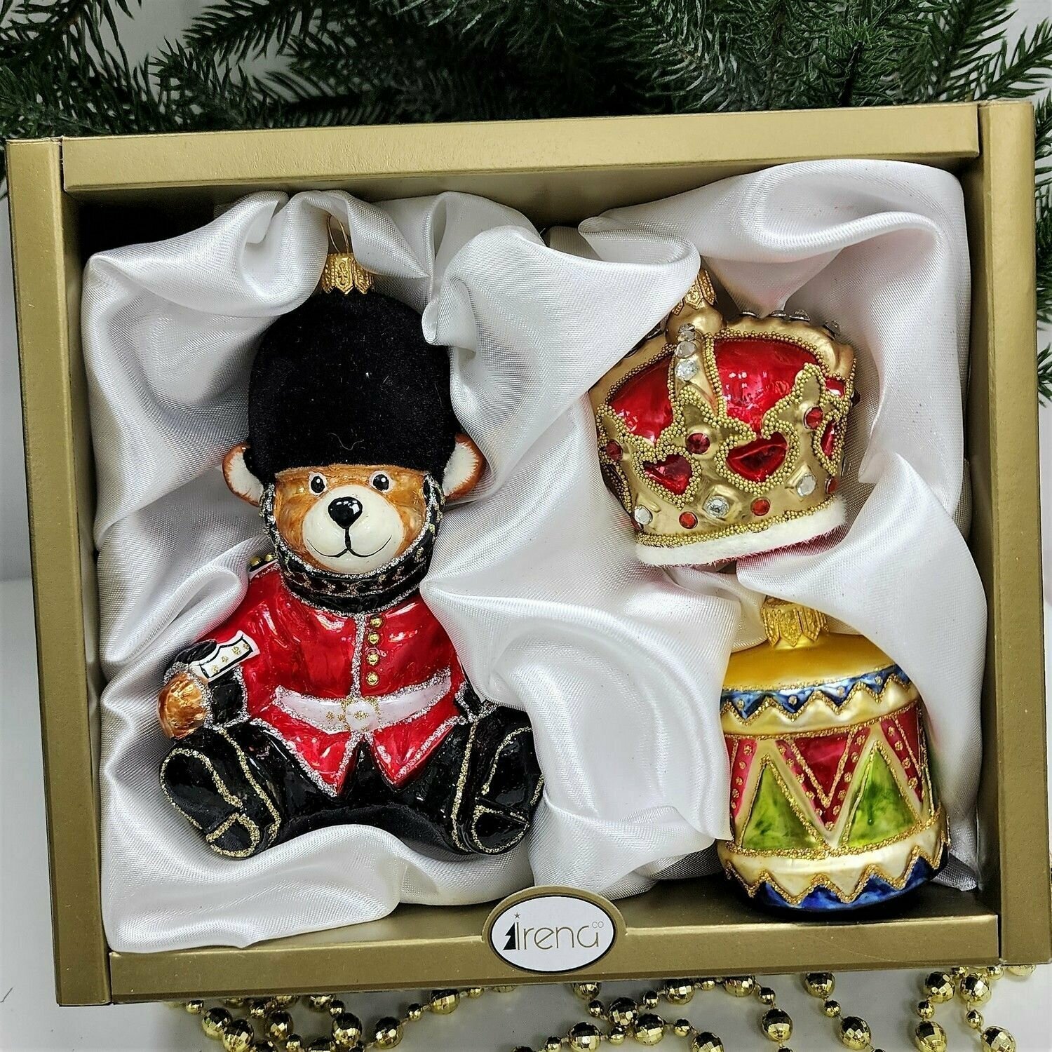 Набор стеклянных елочных игрушек Irena-Co Барабан, мишка и корона