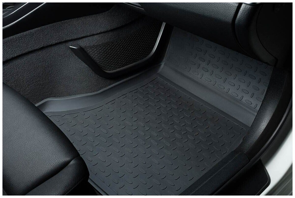 Коврики автомобильные для Volkswagen Caddy 2010-2015 черные резиновые с высоким бортом (фольксваген кадди)