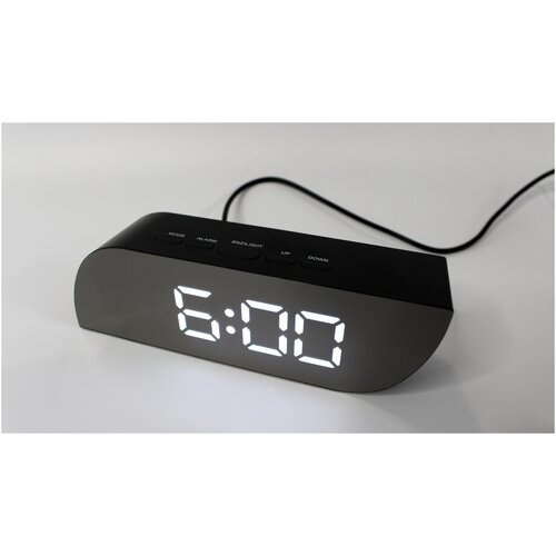 Светодиодные часы/настольные электронные часы/с подсветкой/будильник настольный/на тумбочку