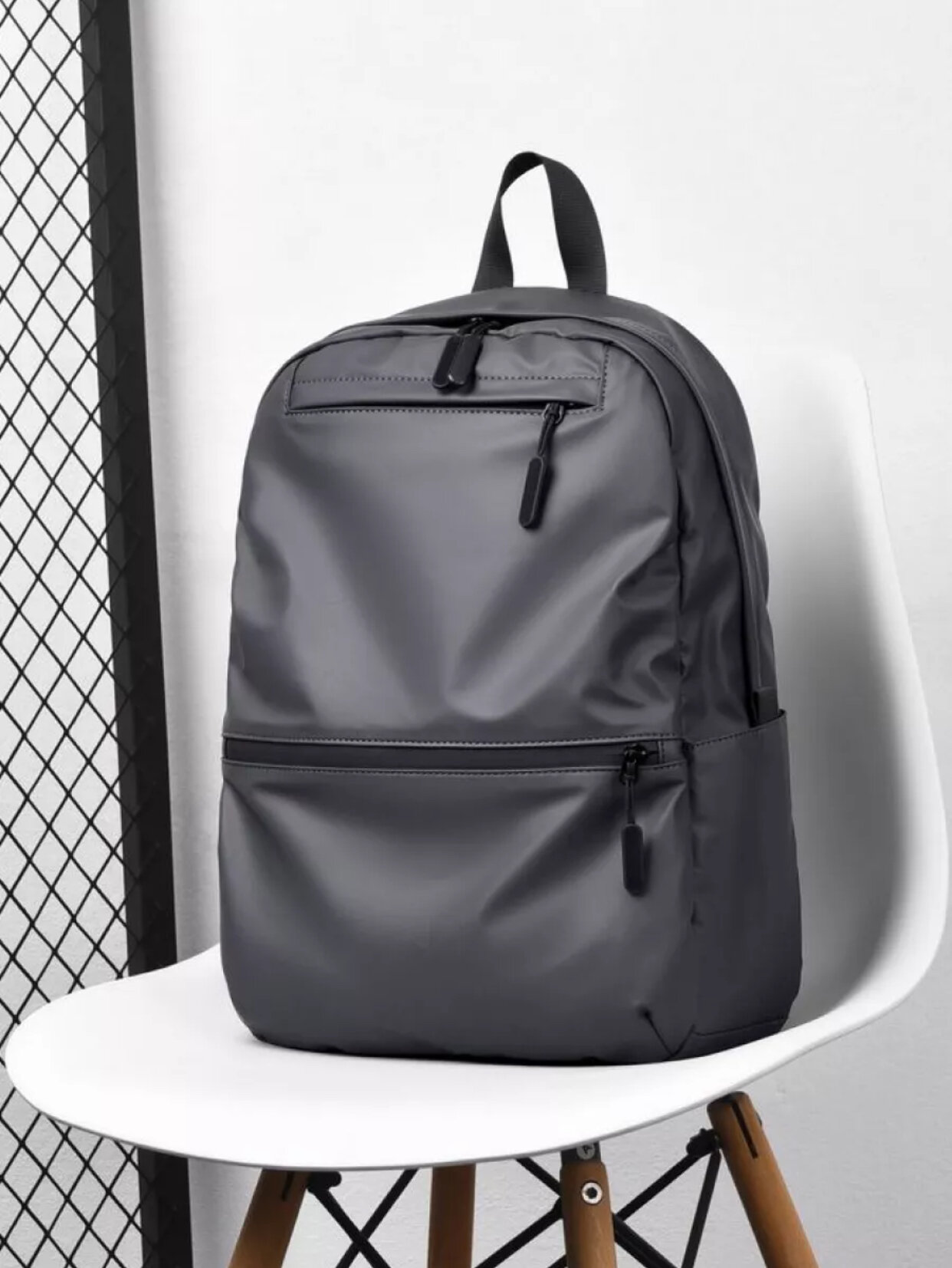 фото Рюкзак мужской / подростковый / городской для ноутбука /