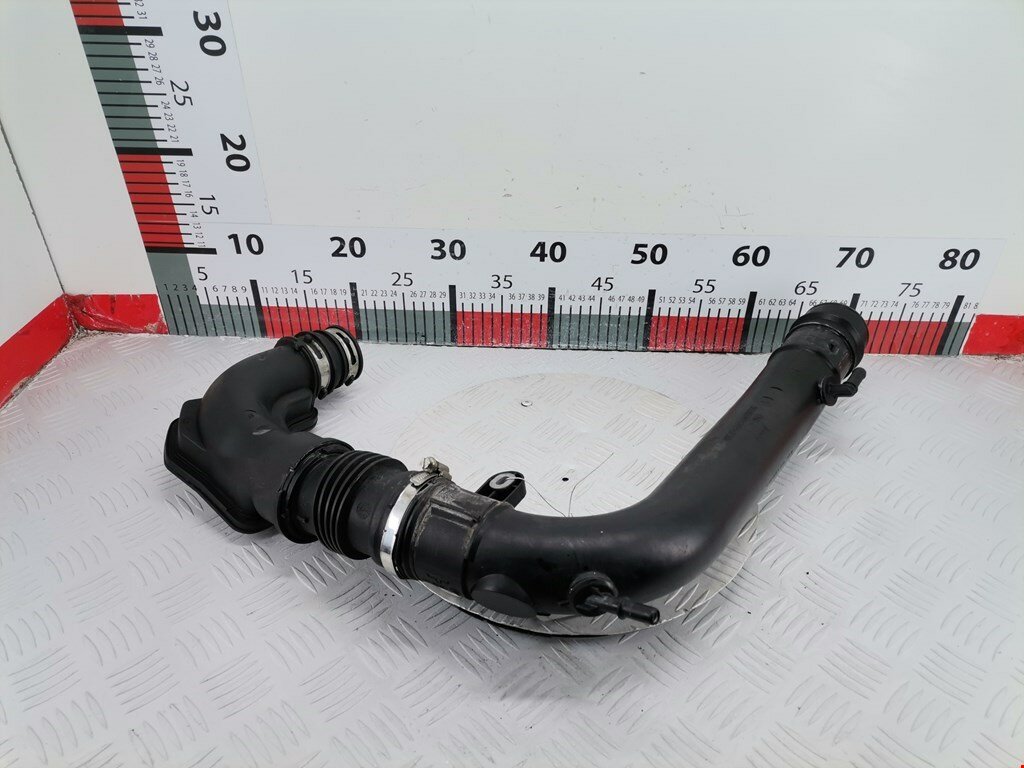 Патрубок воздушного фильтра (гофра инжектора) Ford Focus 3 1916788 арт. 1701915
