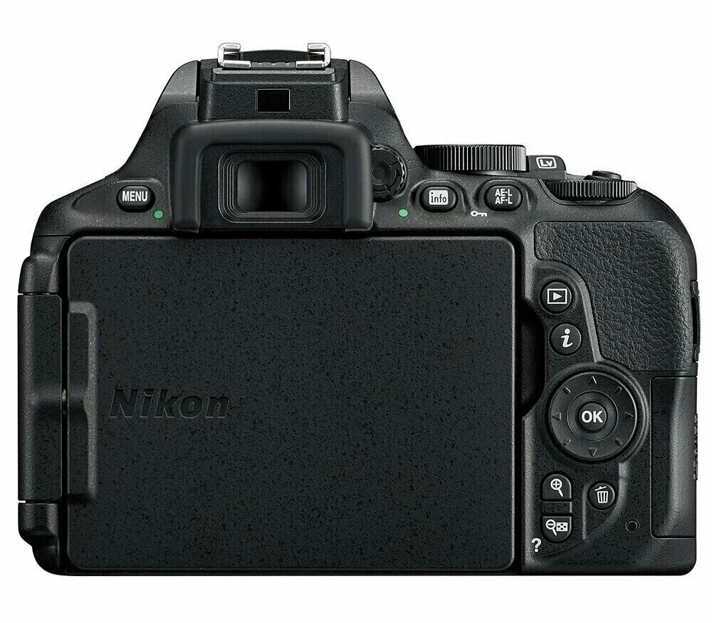 Фотоаппарат Nikon D5600 kit 18-105mm, черный