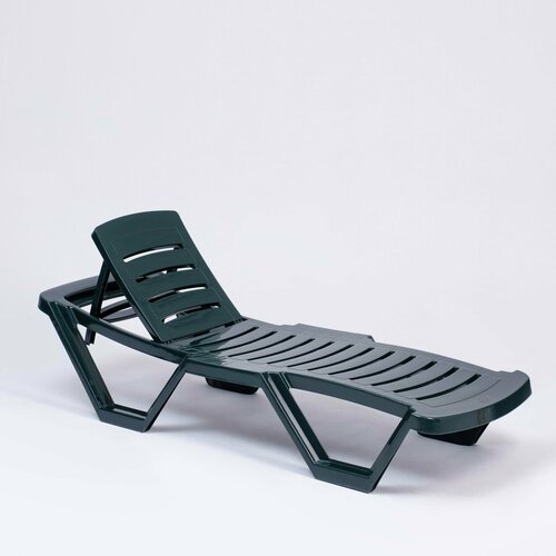 Шезлонг Новый Свет 187 х 63 х 43 см зеленый 15229₽