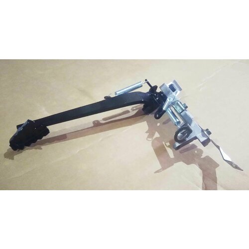 Педаль заднего тормоза с кронштейном крепления в сборе LN001126 item210 12804₽