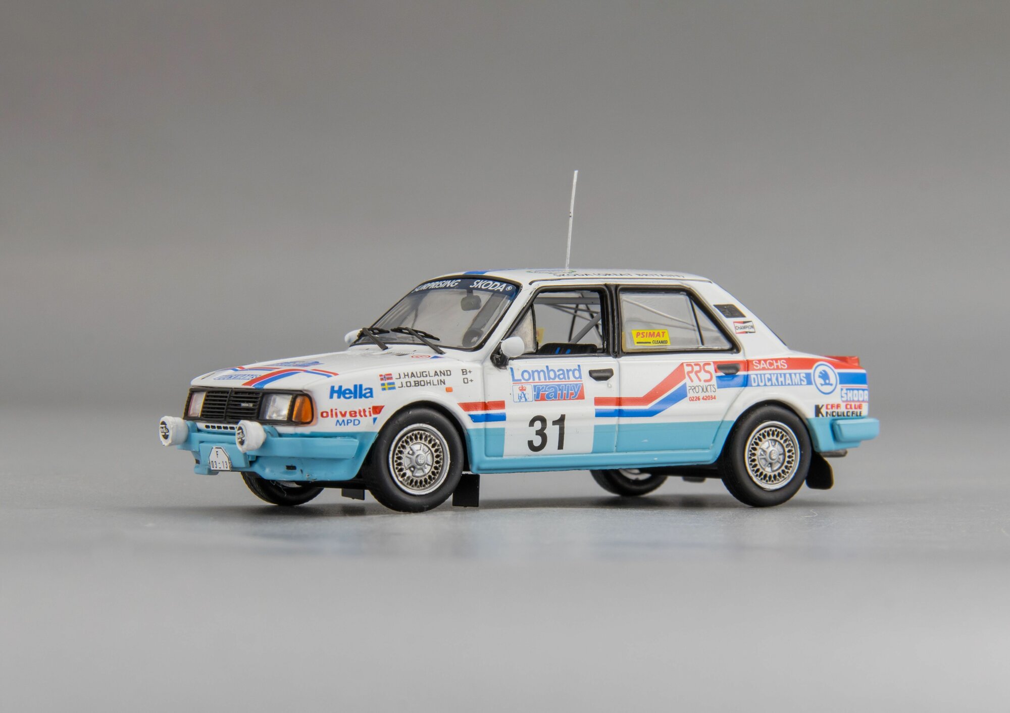 Коллекционная масштабная модель 1:43 Skoda 130 L #30 RAC Rallye 1987 от IXO — фото 1