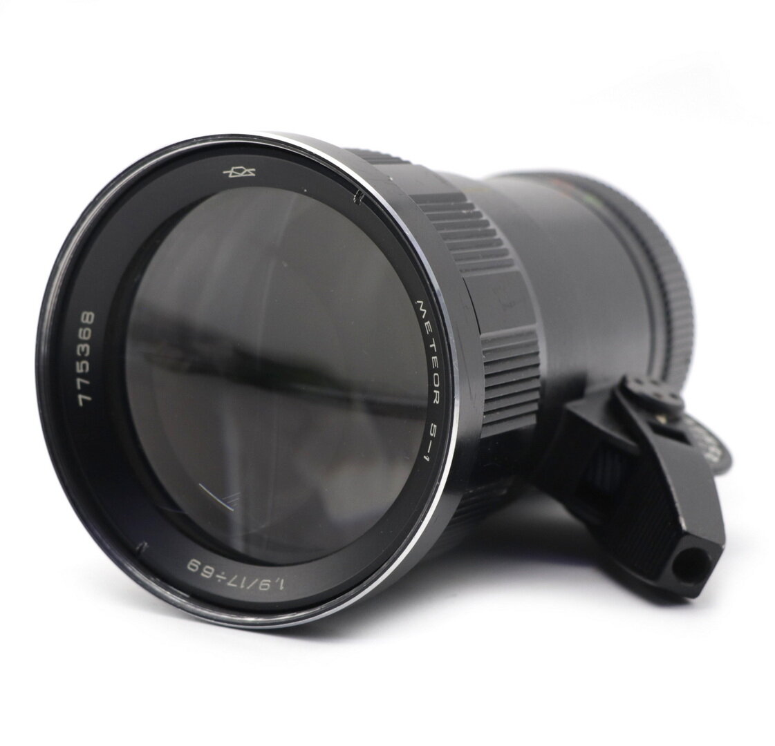 Советский киносъёмочный Метеор 5-1 1.9/17-69mm