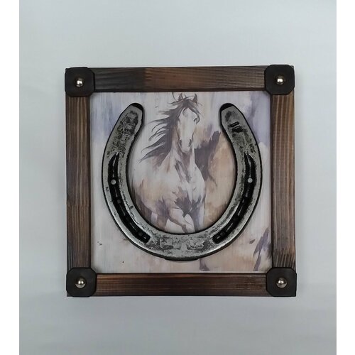 Оберег для дома/ Подкова на счастье ( Лошадь белая) c принтом