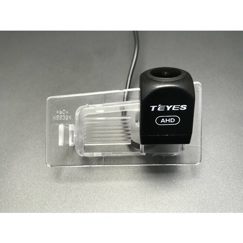 Камера заднего вида Teyes AHD для Hyundai Хёндай 2010 - 2022 2490₽