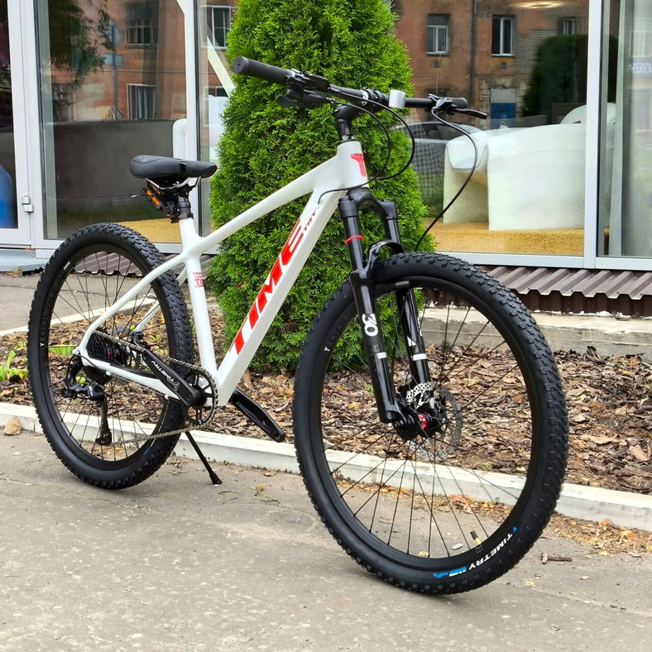 Взрослый горный велосипед BREND TIMETRY ORIGINAL TT305, алюминиевая рама, диаметр колес 29", 10 скоростей, цвет белый