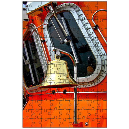 фото Магнитный пазл 27x18см."латунный колокол спасательной шлюпки, спасательная лодка, морской" на холодильник lotsprints