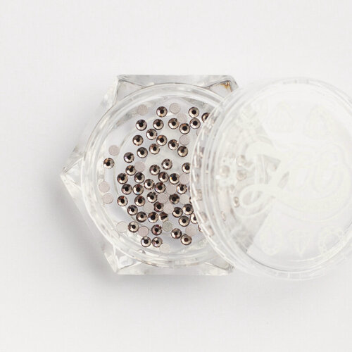 Изображение товара Стразы стеклянные Gray SS4 Zoo Nail Art №1099 (1,5 мм) 100 шт