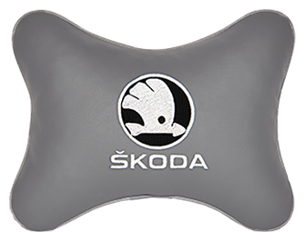 Автомобильная подушка на подголовник экокожа L.Grey (белая) с логотипом автомобиля SKODA
