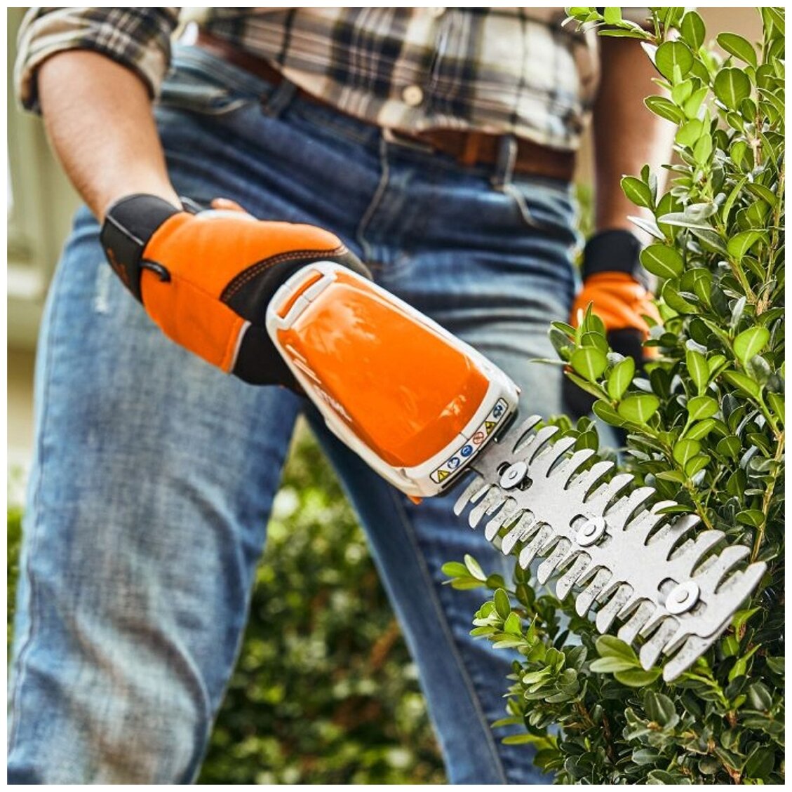 Аккумуляторные мотоножницы Stihl - фото №7