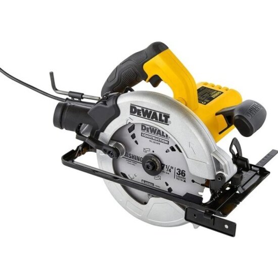 Пила дисковая Dewalt DWE5615