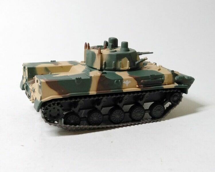 Масштабная модель 1/72, боевая машина десанта БМД-4 — фото 1
