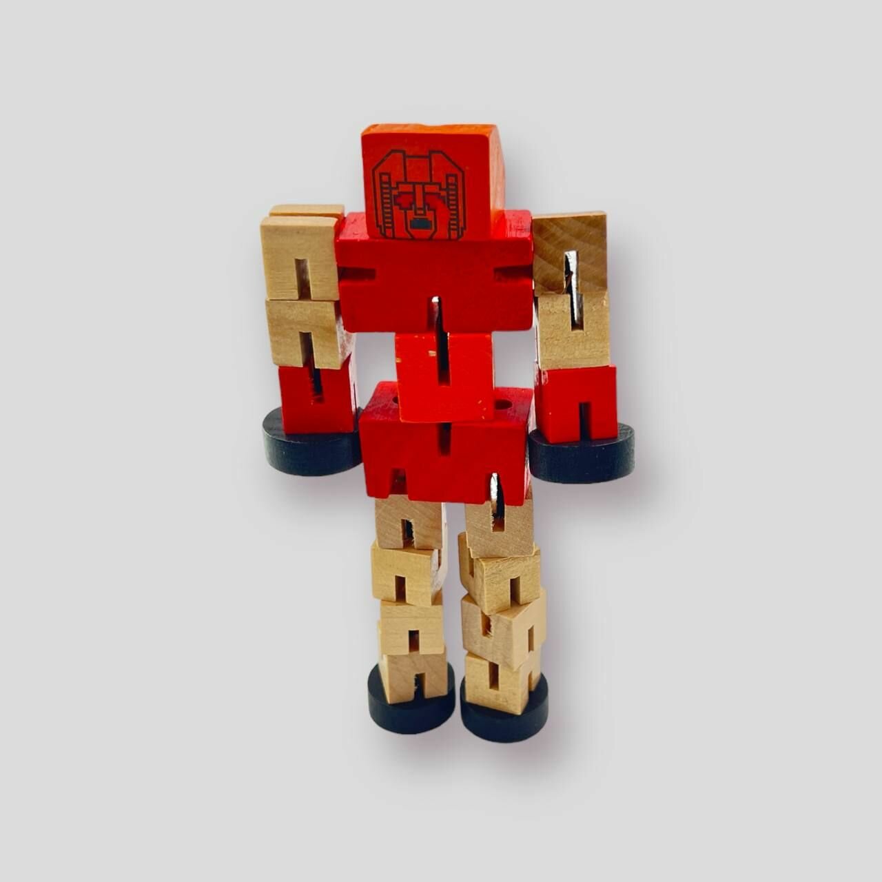 Деревянный робот трансформер 16 см