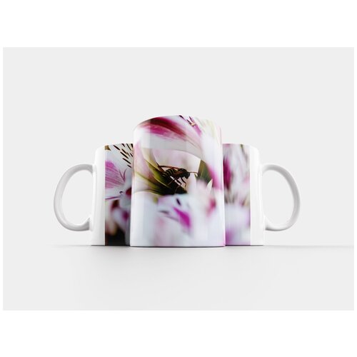 фото Кружка "оса, насекомое, летом" 320 мл lotsprints