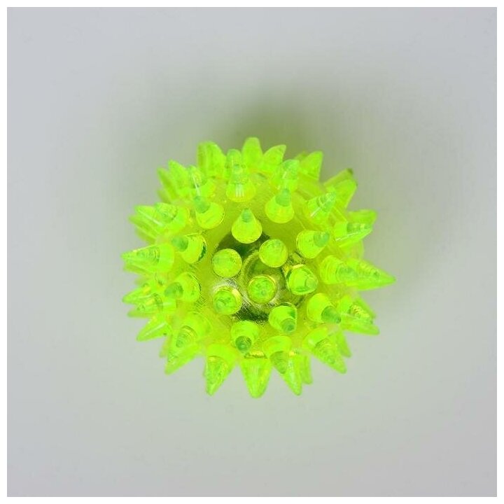 Мяч светящийся для животных малый, TPR, 4,5 см, жёлтый - фотография № 6