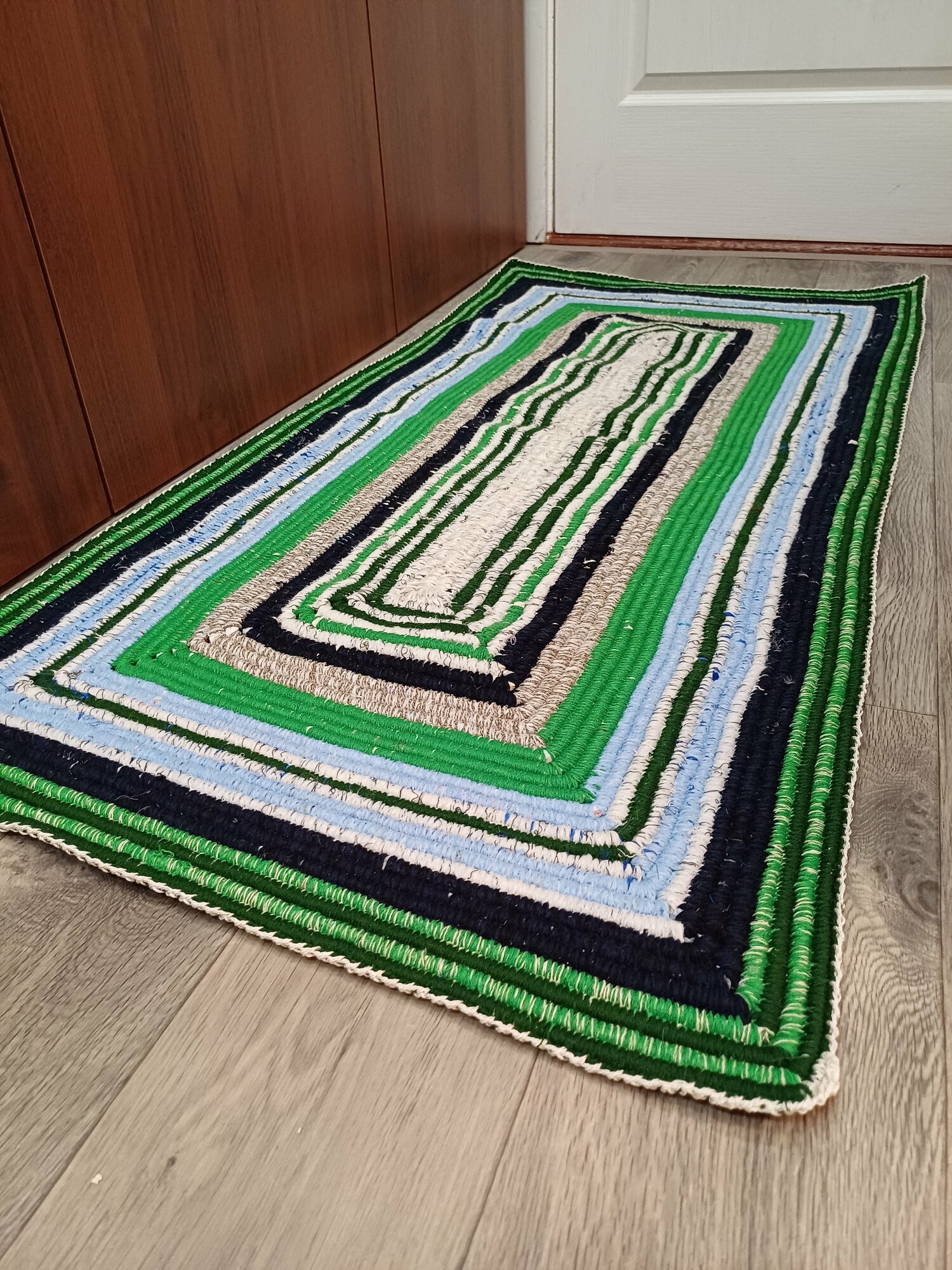 фото Коврик прямоугольный, вязаный