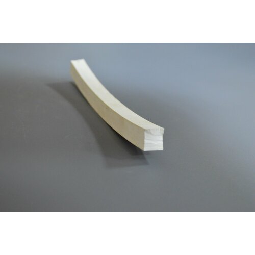 Шнур уплотнительный из вакуумной резины светлый размер 3х5 мм, длина 3 метра