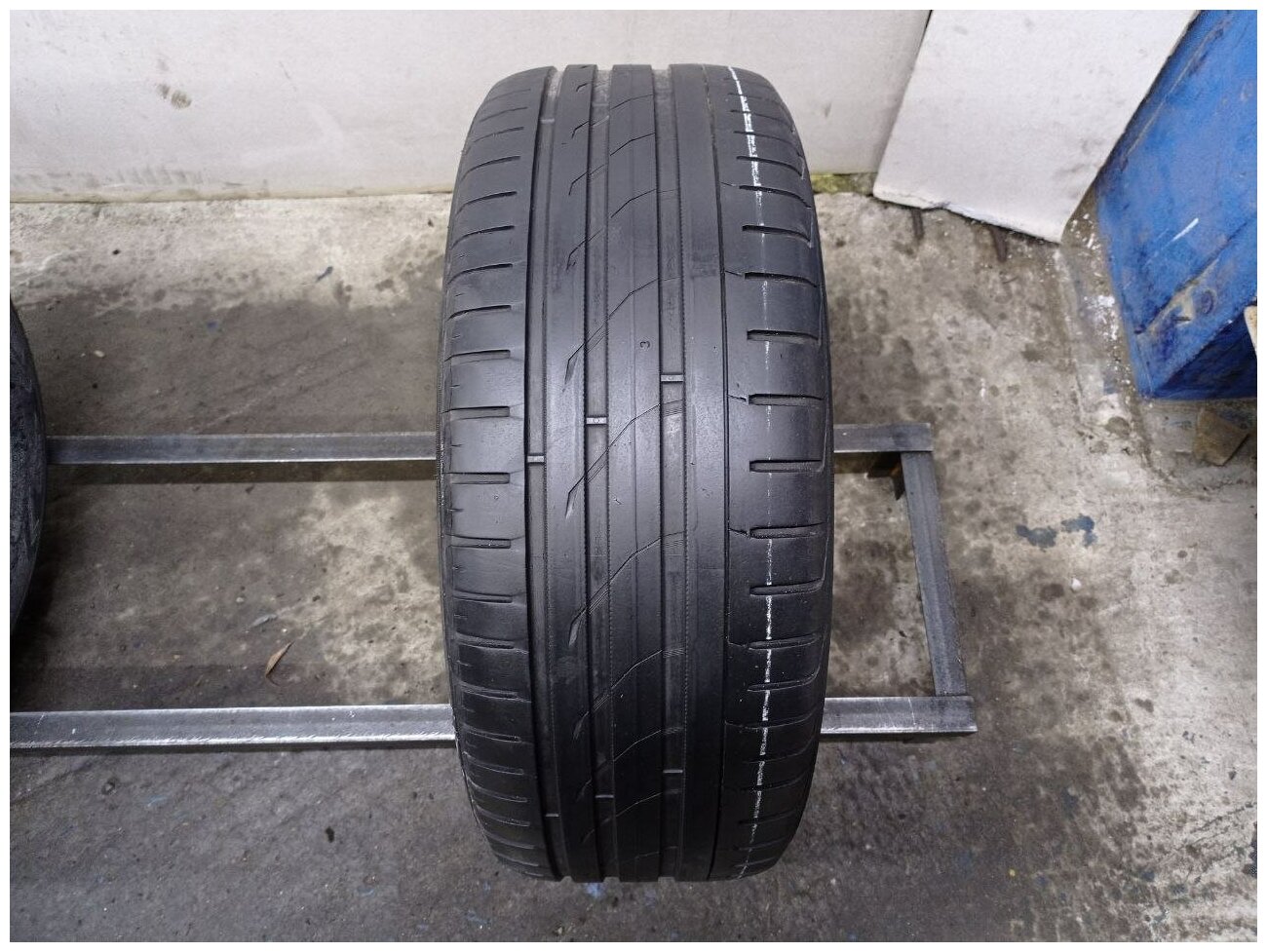 Nokian Hakka Black SUV 235/50 R19 БУ Шины Летние