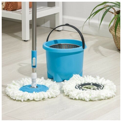 Швабра с отжимом и ведро ведро с металлической центрифугой 72 л швабра с телескопическим черенком 76-105 см запасная насадка из микрофибры цвет микс 2198₽