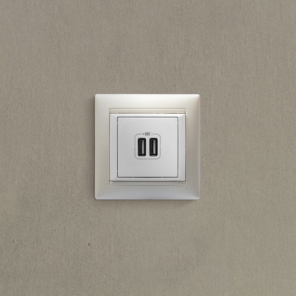 Valena DIY 694370 Розетка USB (2xUSB, под рамку, скрытая установка, белая) Legrand - фото №17