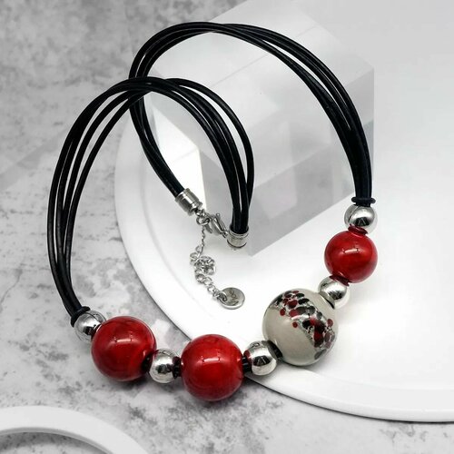 Колье Vloes, муранское стекло, длина 46 см, черный, красный