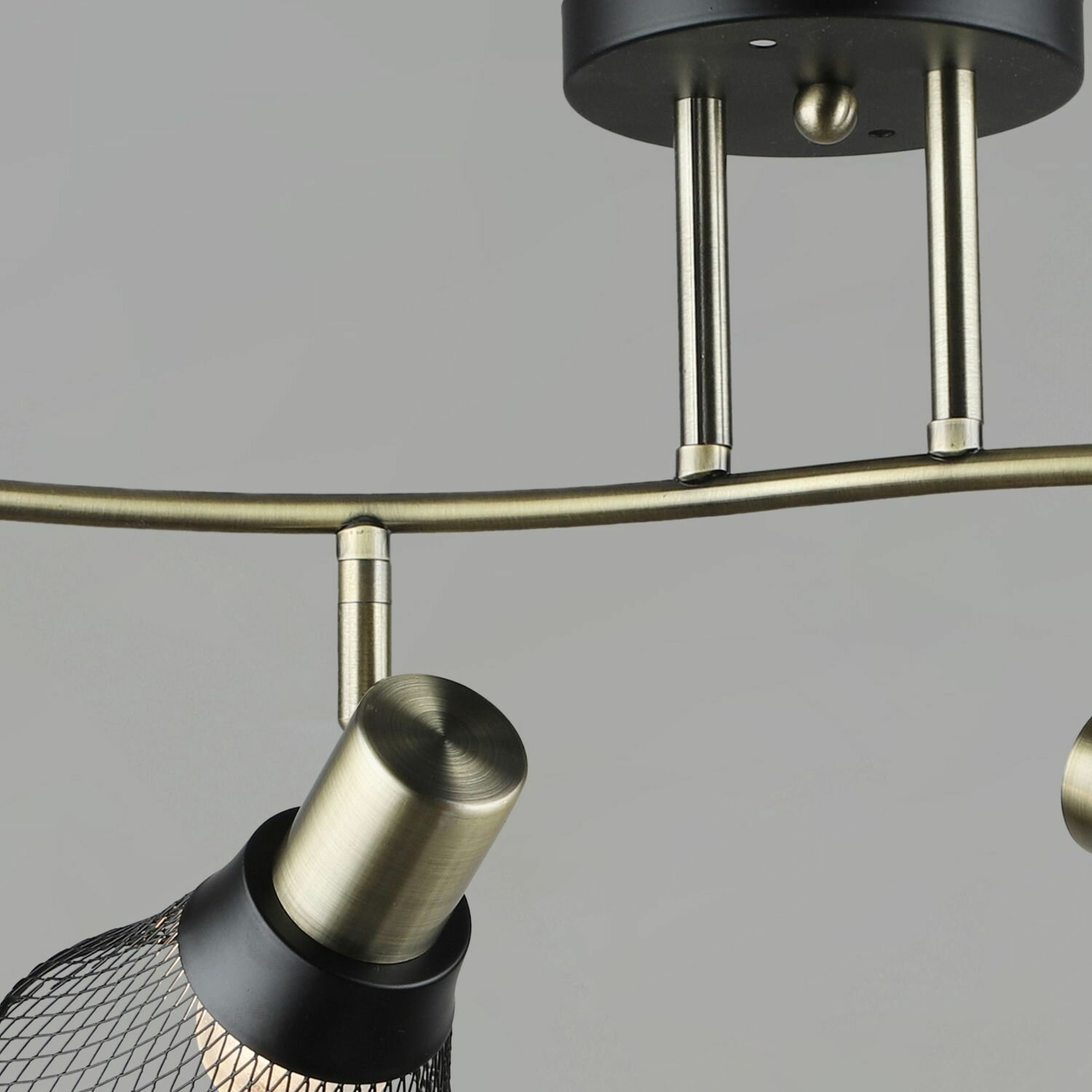 Люстра потолочная Reluce 06243-0.8-04 AB+BK — фото 1