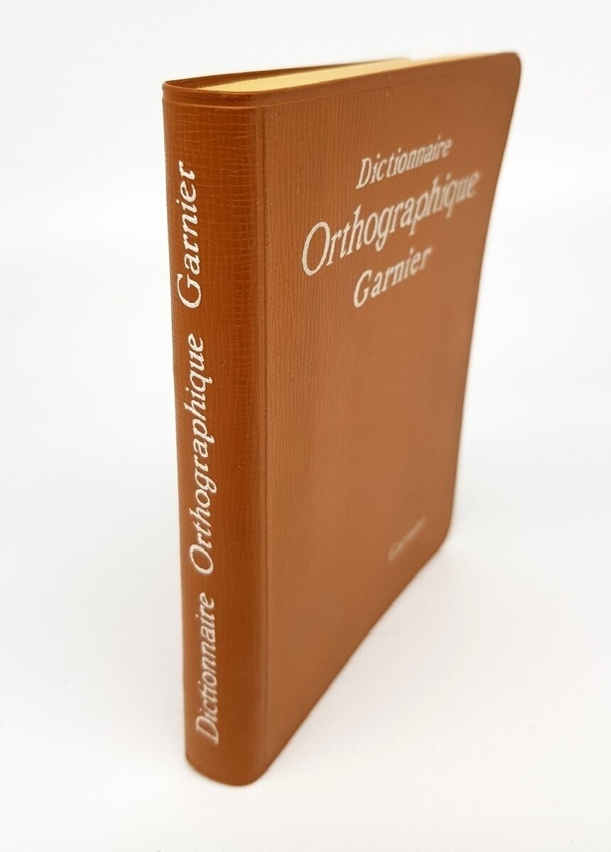 "Dictionnaire Orthographique Garnier (Орфографический Словарь Гарнье)". 1961г.