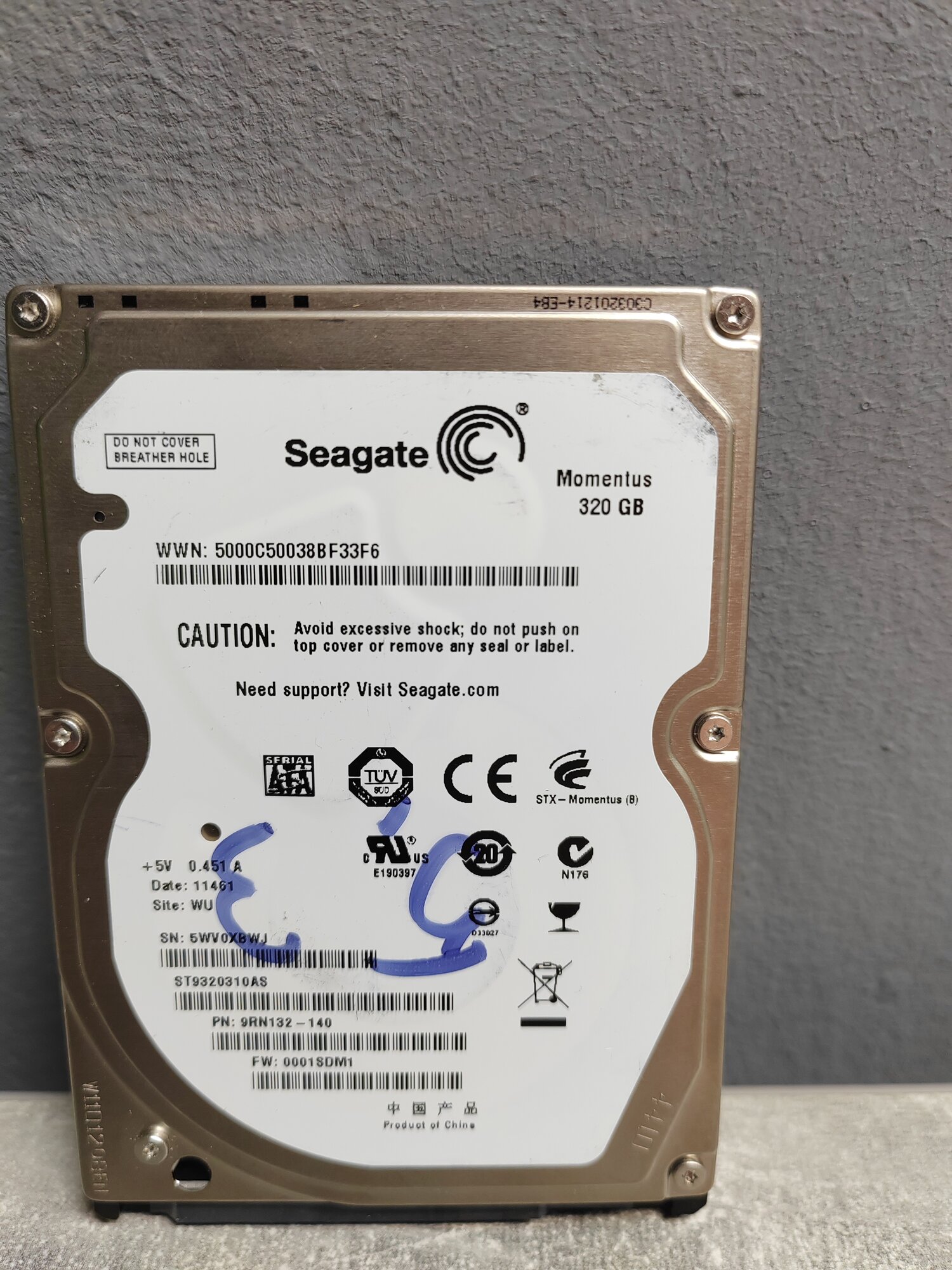 Жесткий диск Seagate Momentus 320GB