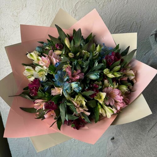 Изображение товара Букет живых цветов "Акварель"из Альстромерии / Микс из 25 шт