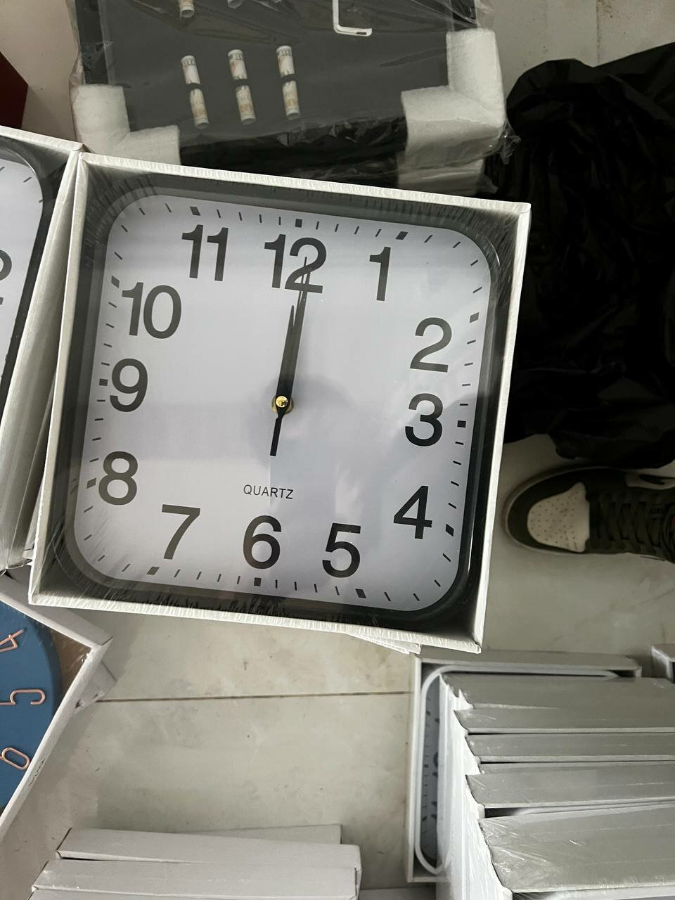 Настенные часы , современный дизайн, высококачественный продукт, 25см