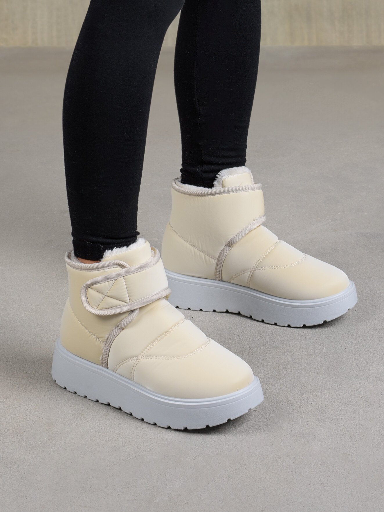 Полусапоги PATROL, размер 37, бежевый — фото 1