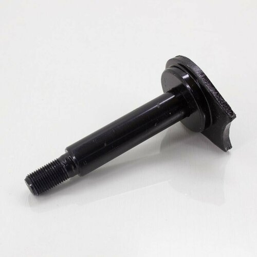 Палец рессорный под сайлентблок MMC CANTERHUYNDAY передняя рессора под резиновые втулки оригинал 2340₽