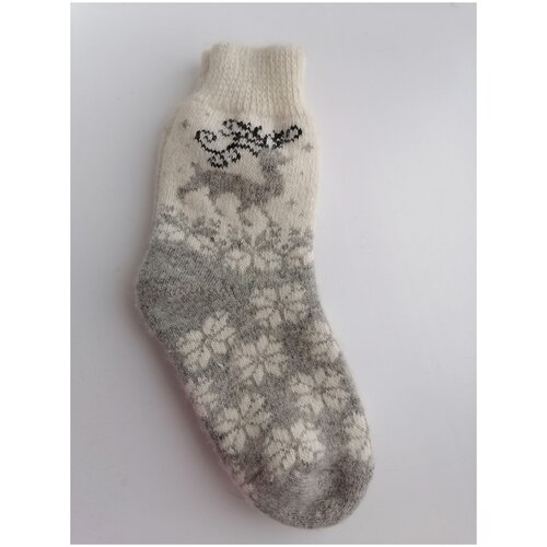 фото Носки женские (серо-белые с оленем) вяжем.рф