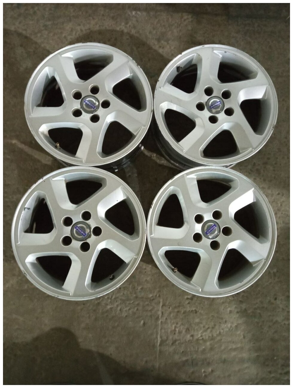 Колесные диски Volvo 6.5xR17/5x108 63.3 (оригинал)