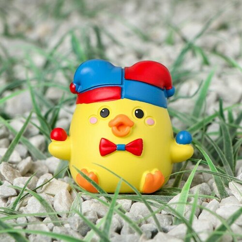 Утёнок на панель авто циркач желтый 311₽