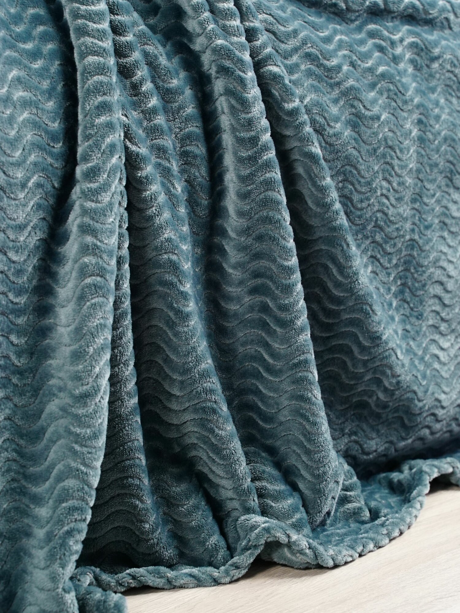 Плед на кровать плюшевый флисовый Волна 14А / 200х205 см - фотография № 4