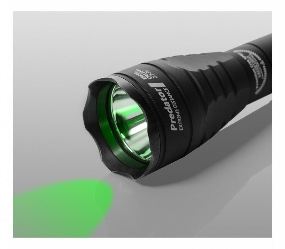 Фонарь Armytek Predator v3, черный XP-E2 Зеленый - фото №16