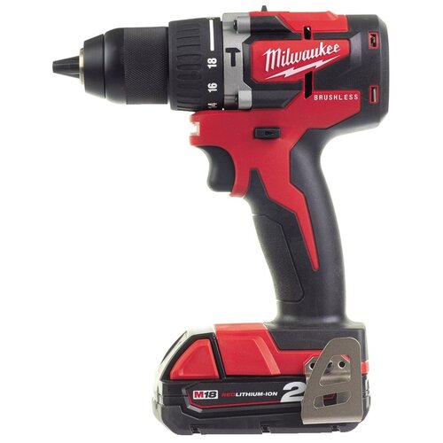 Аккумуляторная ударная дрель-шуруповерт Milwaukee M18 CBLPD-202C 3967900₽