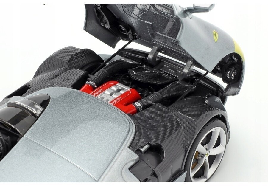 Bburago Коллекционная машинка Феррари 1:18 Ferrari , серебристая - фото №12